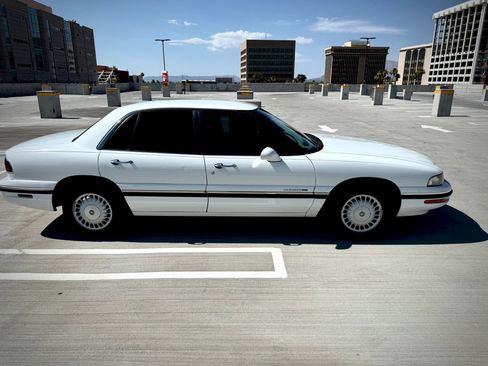 Used 1999 Buick Le Sabre Custom w/ Headliner Lighting Pkg FWD image 4