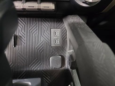 Used 2024 Toyota Tacoma TRD Off-Road image 25