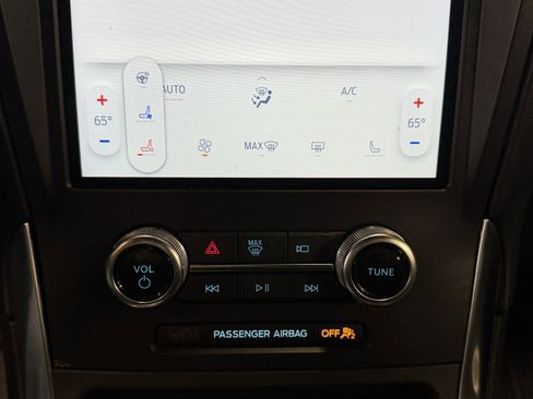 Used 2024 Ford Edge ST w/ Equipment Group 401A image 12