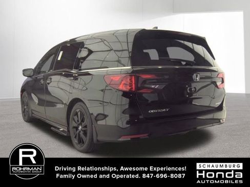 Used 2023 Honda Odyssey Sport image 4