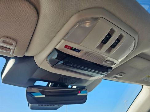 Used 2025 Subaru Ascent Onyx Edition image 62