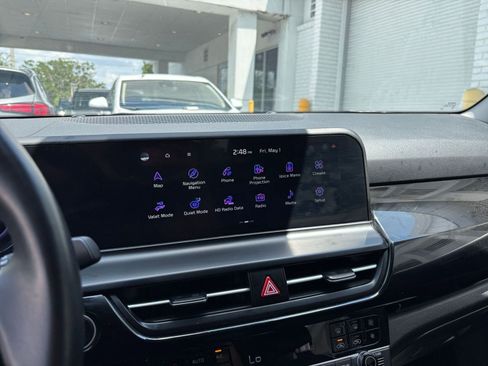 Used 2025 Kia Seltos S FWD image 21