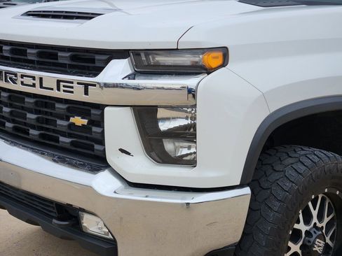 Used 2020 Chevrolet Silverado 2500 LT image 12