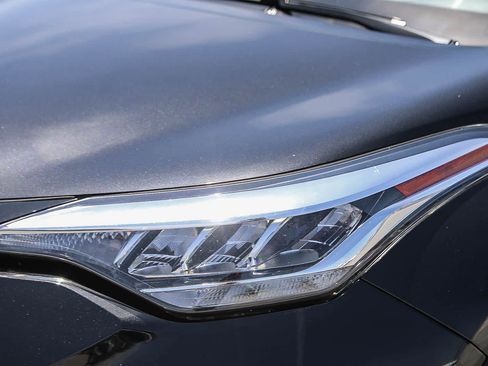 Certified 2022 Toyota C-HR Nightshade FWD image 9