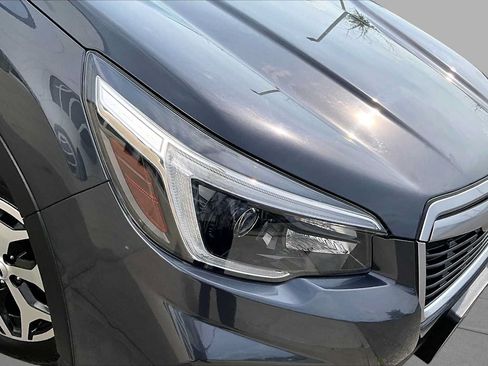 Used 2021 Subaru Forester Premium AWD/4WD image 27