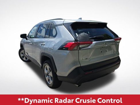 Used 2025 Toyota RAV4 XLE AWD/4WD image 7