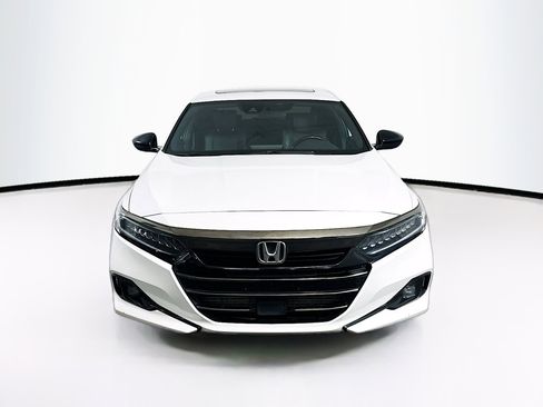 Used 2021 Honda Accord Sport image 2