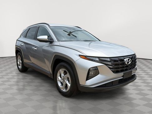 Used 2024 Hyundai Tucson SEL FWD image 1