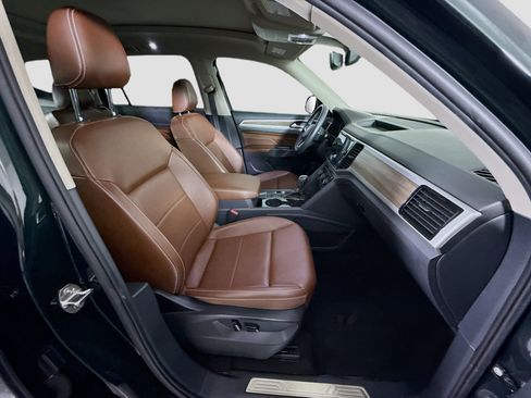 Used 2021 Volkswagen Atlas SEL FWD image 29