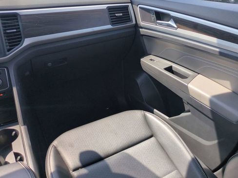 Used 2022 Volkswagen Atlas SE image 18