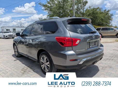 Used 2019 Nissan Pathfinder SL FWD image 5