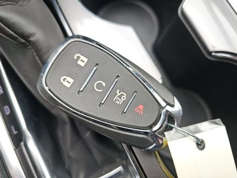 Used 2025 Chevrolet Malibu LT FWD image 35