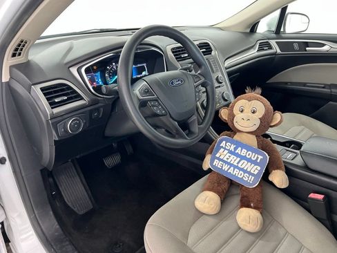 Used 2018 Ford Fusion S FWD image 9
