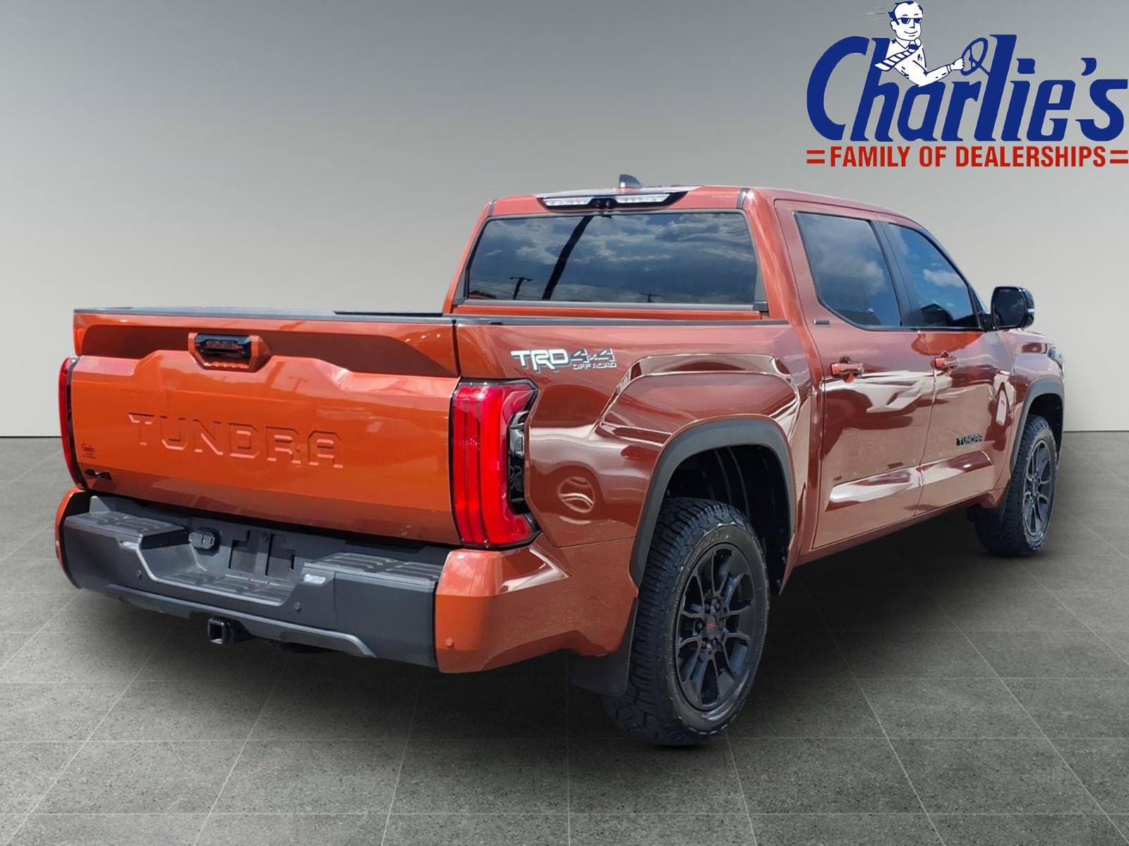 Used 2025 Toyota Tundra Limited w/ TRD Off-Road Package AWD/4WD image 4