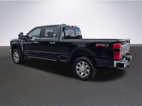 New 2026 Ford F250 King Ranch w/ Chrome Package image 5