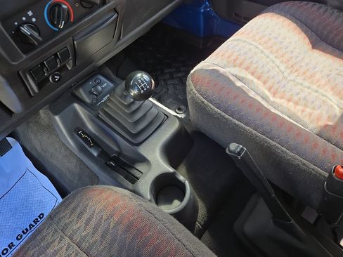 Used 1999 Jeep Wrangler SE AWD/4WD image 23