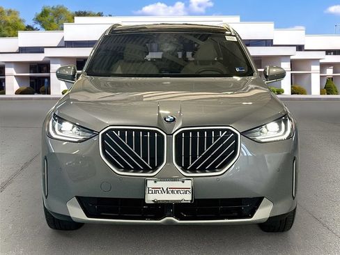 Used 2026 BMW X3 xDrive30i w/ Convenience Package AWD/4WD image 2