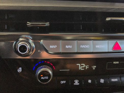 Used 2025 Kia Telluride SX Prestige X-Line AWD/4WD image 25