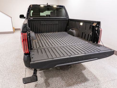 Used 2024 Toyota Tundra Limited AWD/4WD image 11