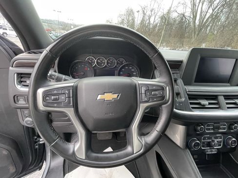 Used 2023 Chevrolet Suburban LS image 34