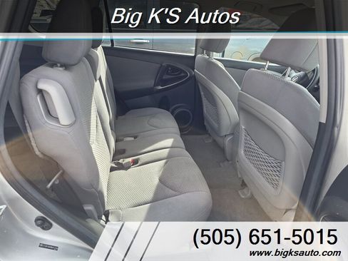 Used 2011 Toyota RAV4 4WD w/ Upgrade Value Pkg image 9