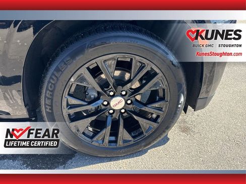 Used 2023 GMC Yukon Denali Ultimate image 14