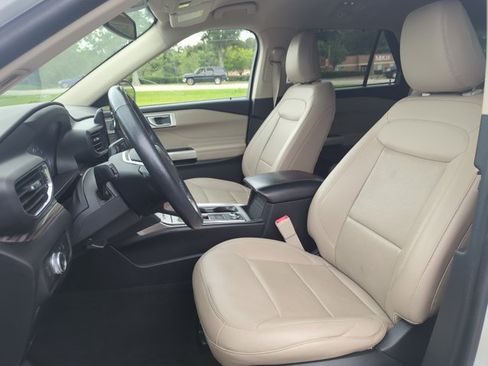 Used 2022 Ford Explorer Limited AWD/4WD image 22