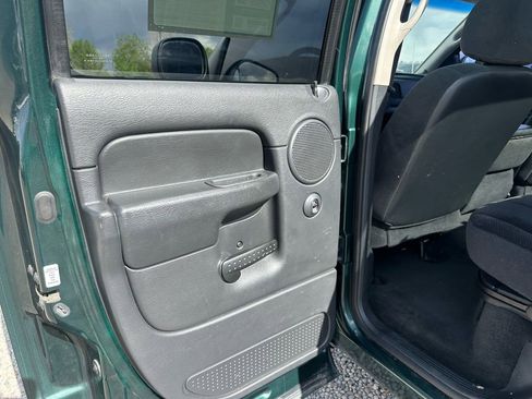 Used 2002 Dodge Ram 1500 Truck ST AWD/4WD image 28