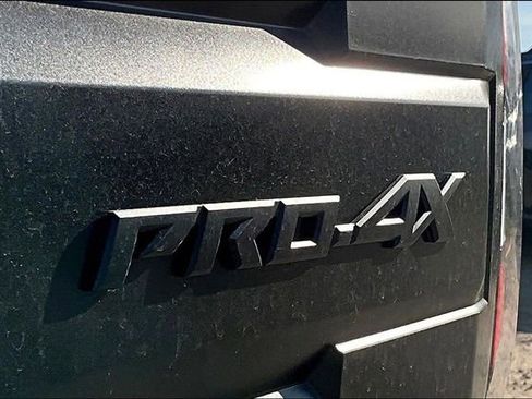 New 2026 Nissan Frontier PRO-4X w/ Pro Premium Package AWD/4WD image 9