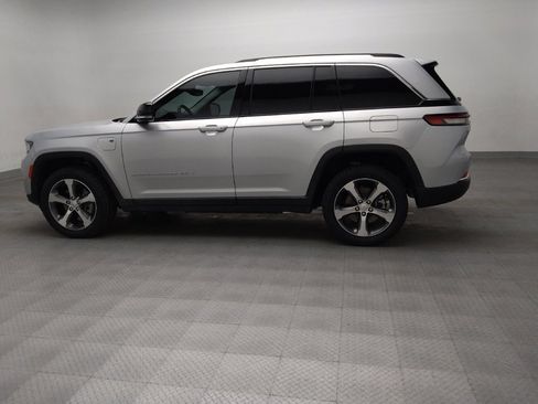 Used 2022 Jeep Grand Cherokee Limited 4xe AWD/4WD image 3