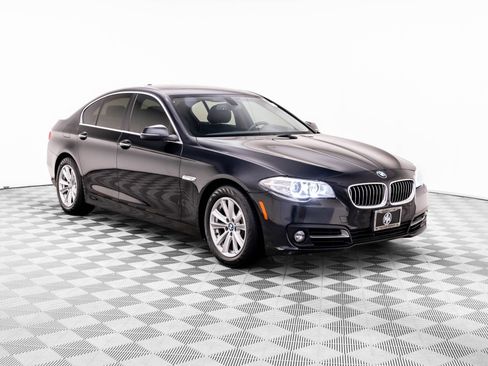 Used 2016 BMW 528i xDrive Sedan AWD/4WD image 7