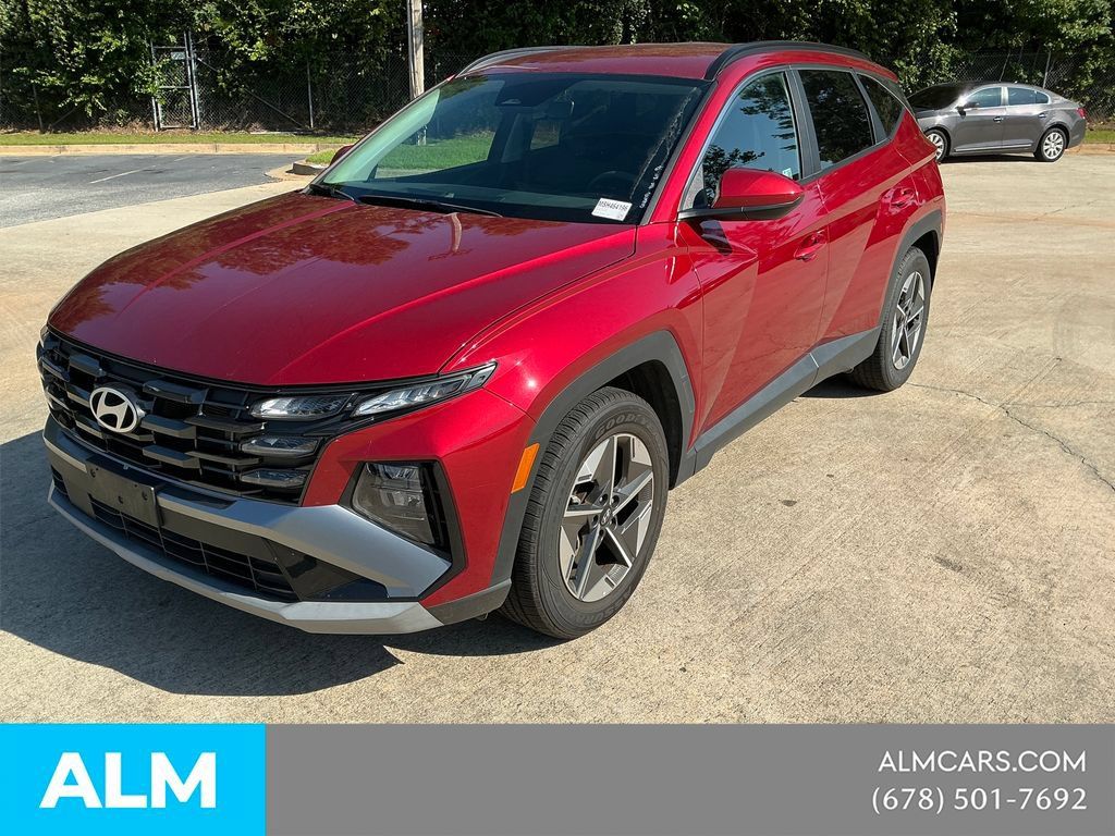 Used 2025 Hyundai Tucson SEL FWD image 1