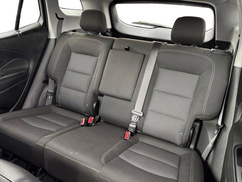 Used 2024 GMC Terrain SLE image 21