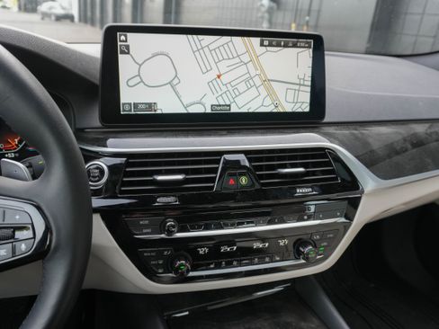 Certified 2023 BMW 540i w/ Executive Package image 22