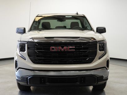 New 2026 GMC Sierra 1500 Pro w/ Pro Value Package