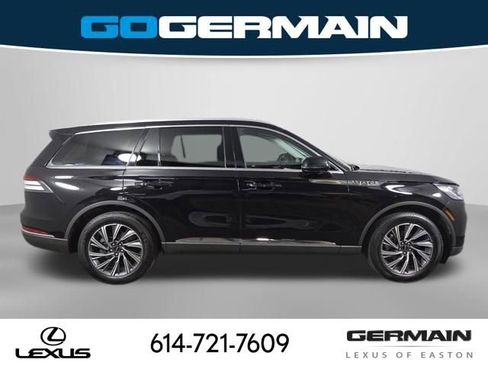 Used 2025 Lincoln Aviator AWD image 6