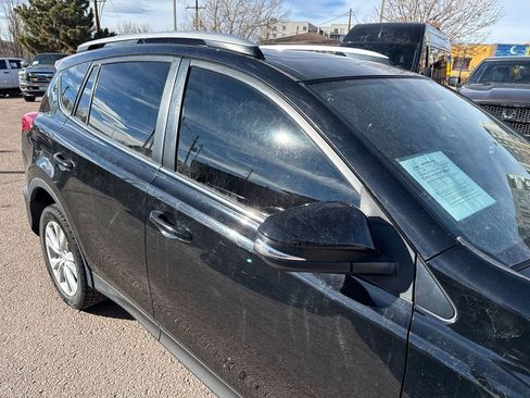 Used 2014 Toyota RAV4 Limited image 15