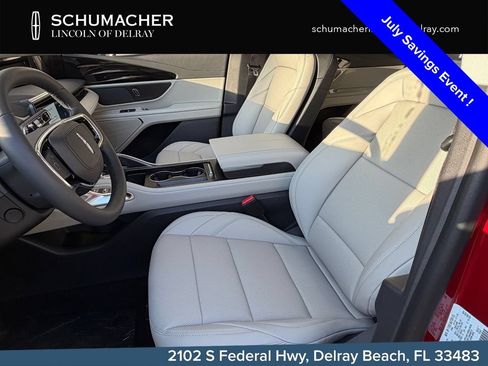 New 2026 Lincoln Nautilus Premier AWD/4WD image 11