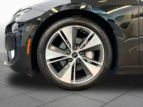 Certified 2025 Audi A6 e-tron Prestige w/ Black Warm Weather Package AWD/4WD image 10
