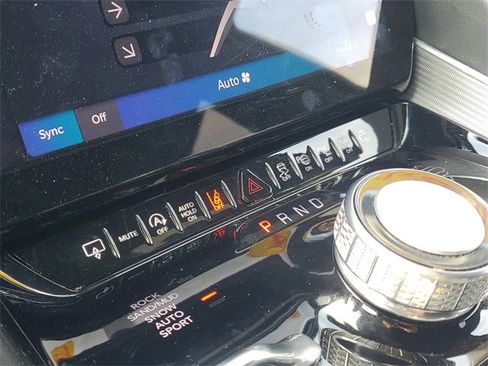 Used 2024 Jeep Grand Wagoneer L Series II w/ Quick Order Packagew 28T image 33