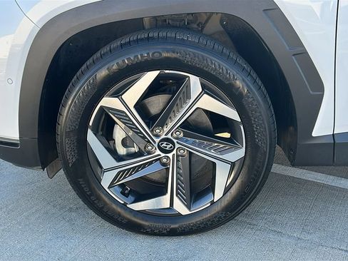 Certified 2024 Hyundai Tucson Limited FWD image 7