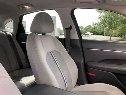 Used 2020 Hyundai Sonata SEL w/ Convenience + Sunroof Package FWD image 17