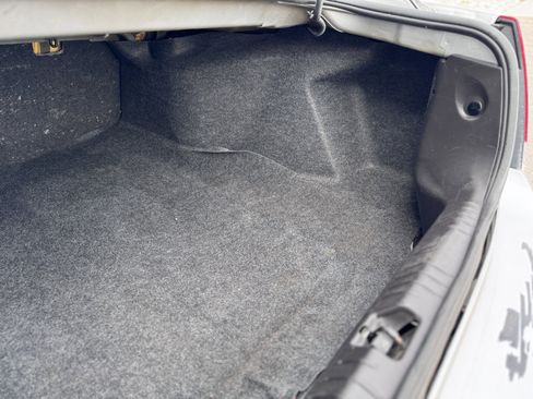 Used 2016 Chevrolet Impala LT image 51