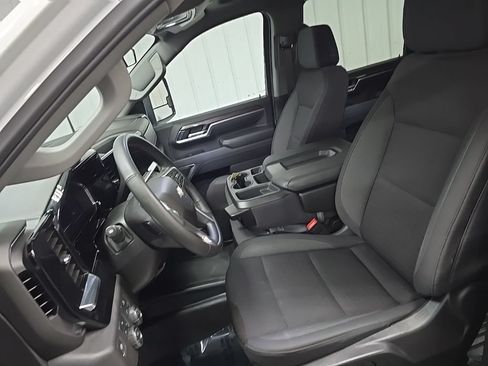 Used 2025 Chevrolet Silverado 2500 LT AWD/4WD image 29