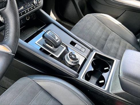 Used 2024 Mitsubishi Outlander SE AWD/4WD image 16