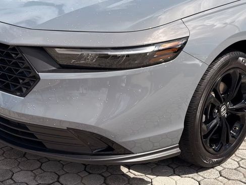 Used 2025 Honda Accord SE image 16