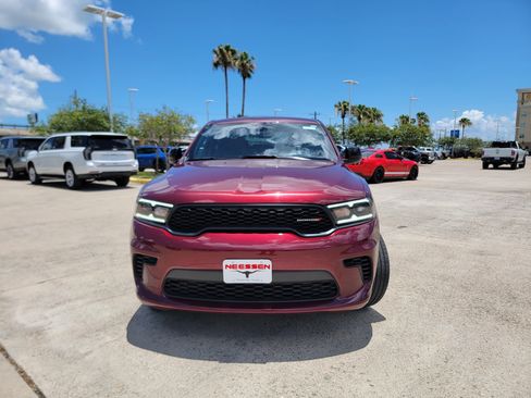 Used 2024 Dodge Durango GT image 2