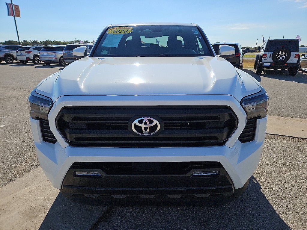 Used 2024 Toyota Tacoma SR5 RWD image 12