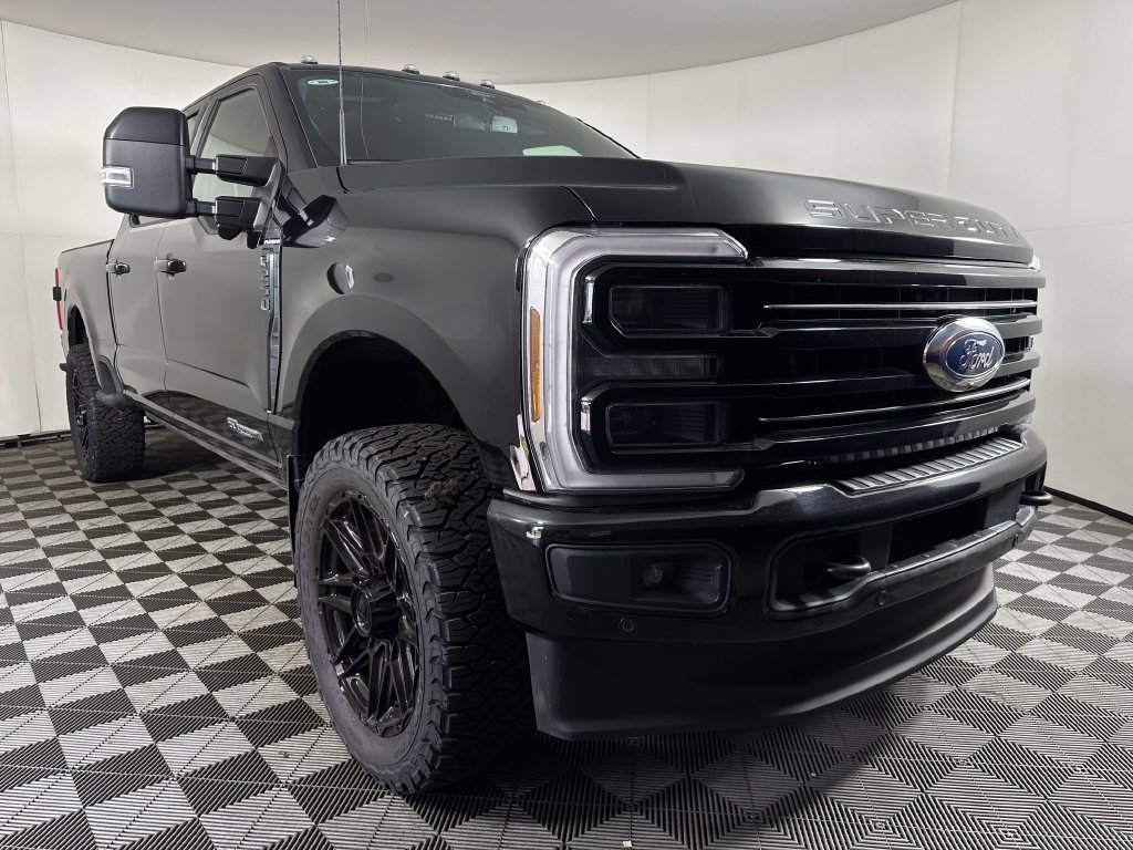 Used 2026 Ford F250 Platinum AWD/4WD image 7