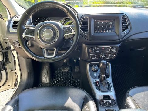 Used 2019 Jeep Compass Latitude w/ Popular Equipment Group AWD/4WD image 21